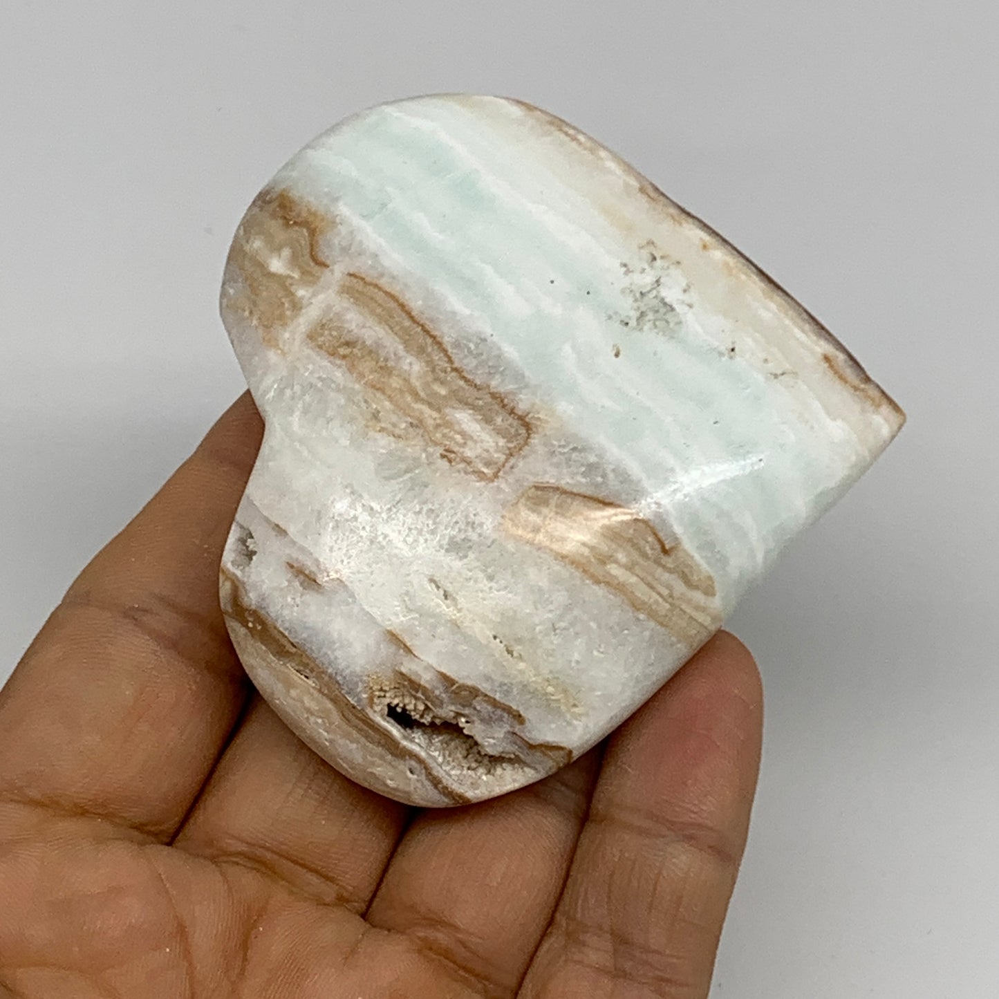 120g, 2.5"x2.8"x0.8" Caribbean Calcite Heart Gemstones @Afghanistan,B33662