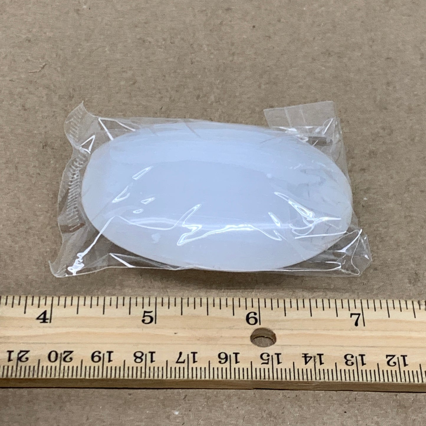 100g, 2.8"x1.9"x0.9", White Selenite Palmstone Crystal Pillow Reiki, B36404
