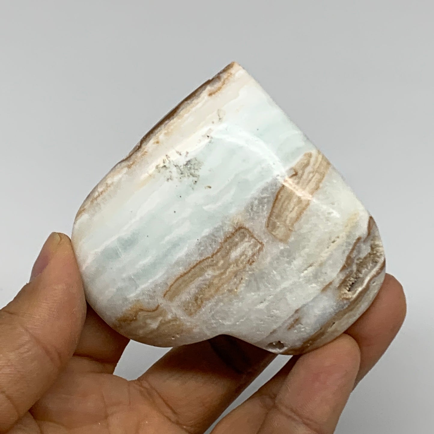 120g, 2.5"x2.8"x0.8" Caribbean Calcite Heart Gemstones @Afghanistan,B33662