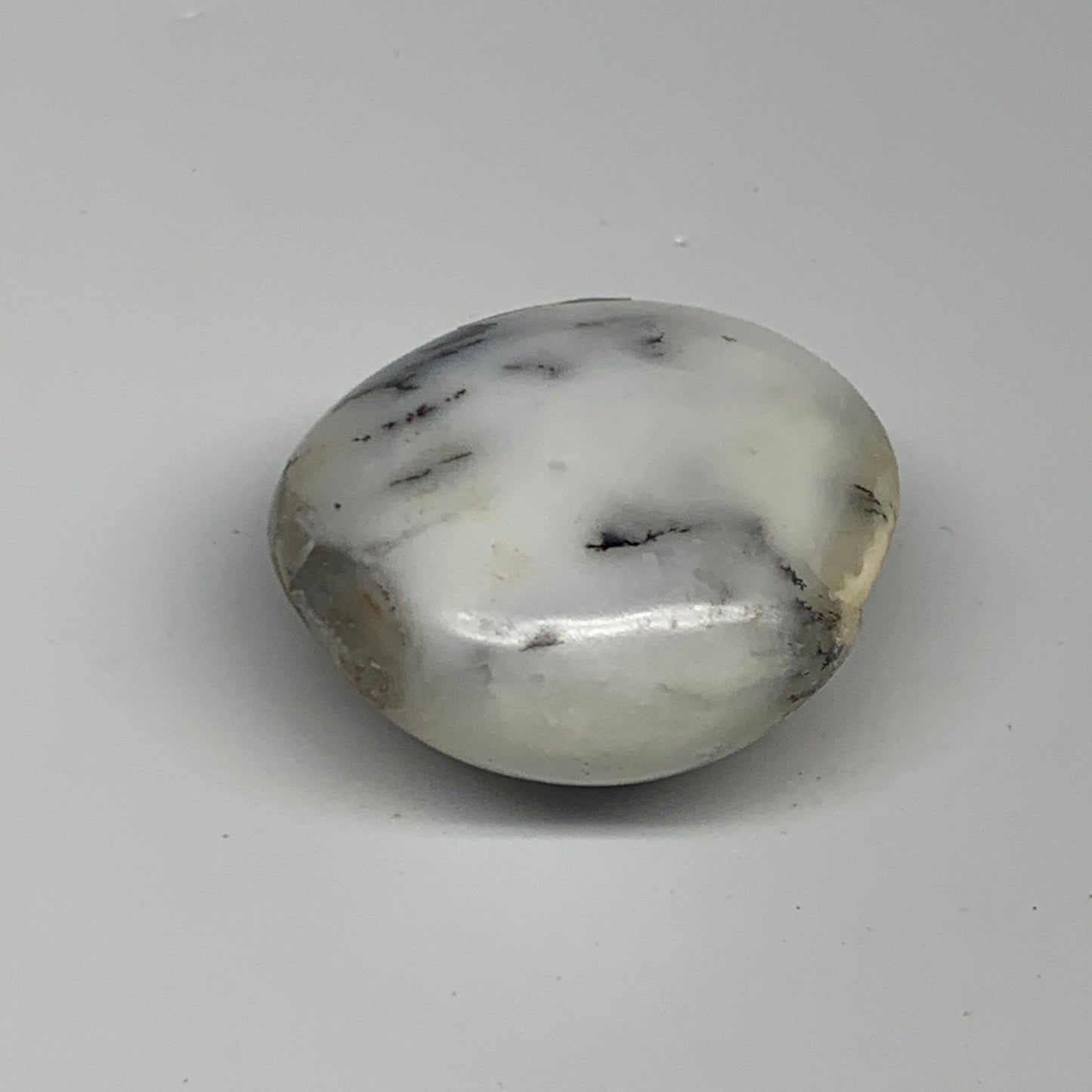 79.8g, 2"x1.9"x1.1", Dendrite Opal Palm-Stone Reiki Energy Crystal, B27847