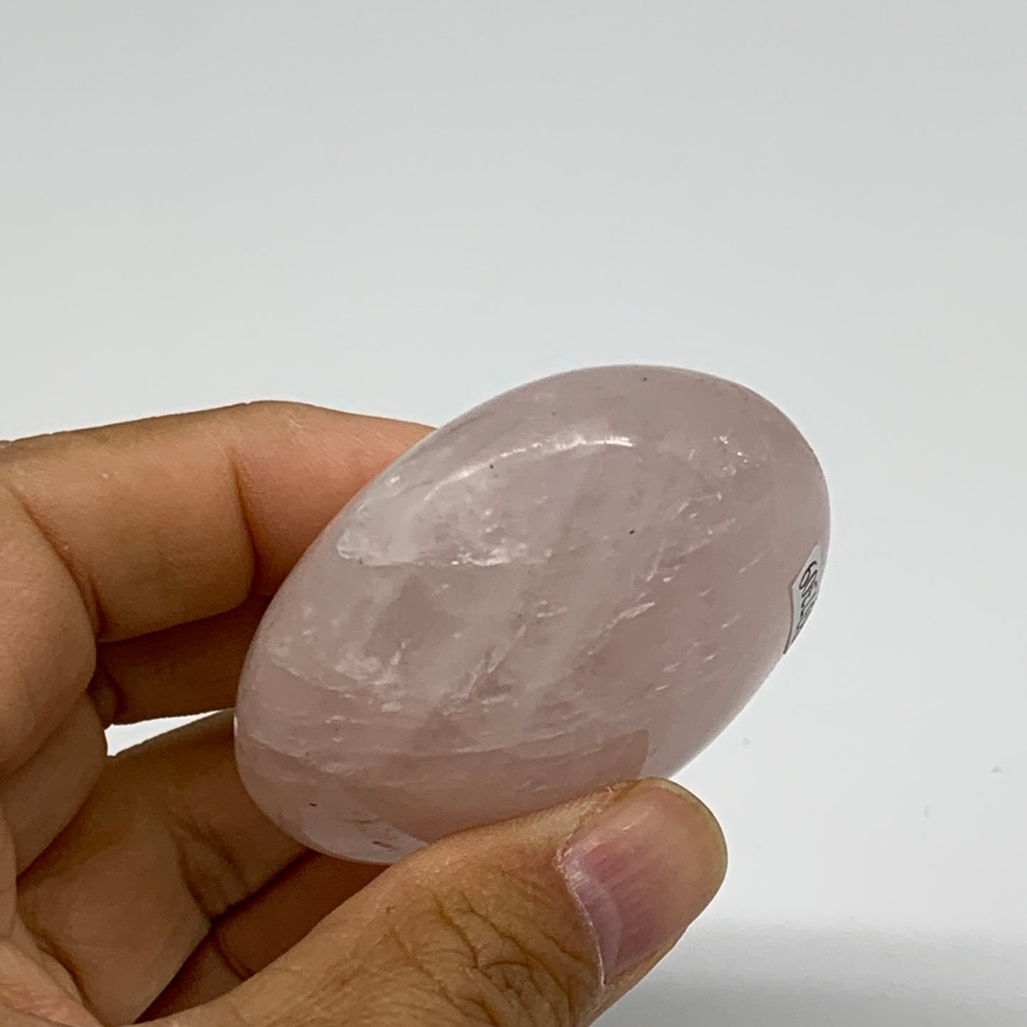 113.2g , 2.3"x2.1"x1", Natural Pink Rose Quartz Palm-stone Crystal, B37309