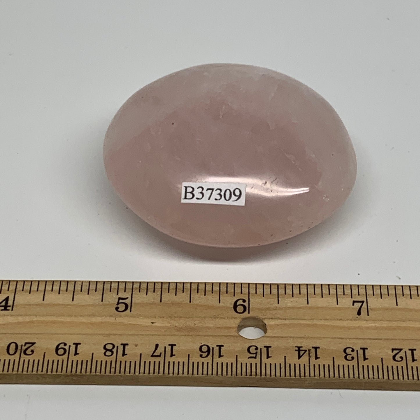 113.2g , 2.3"x2.1"x1", Natural Pink Rose Quartz Palm-stone Crystal, B37309