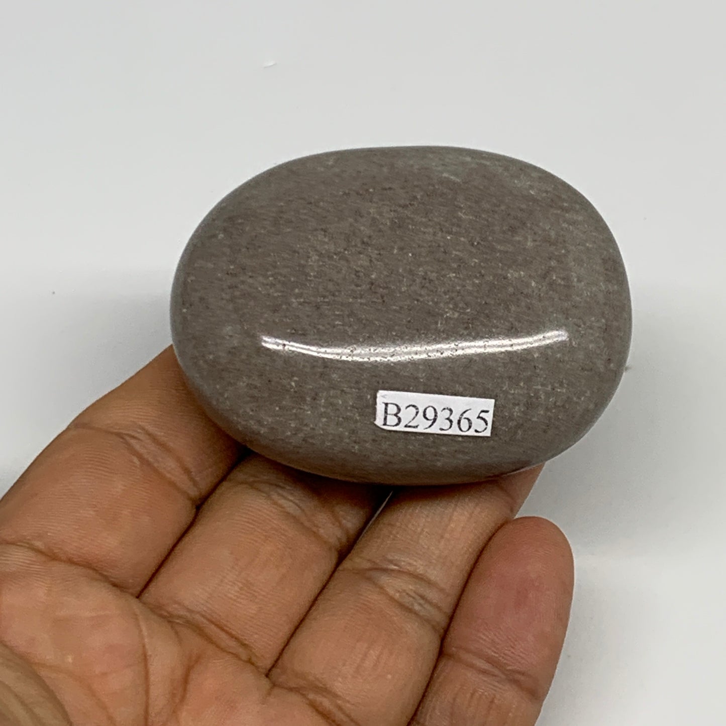 104.3g, 2.3"x1.8"x1", Narmada Shiva Lingam Palm-Stone Polished, B29365