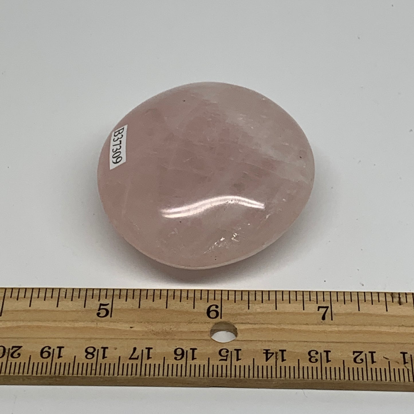113.2g , 2.3"x2.1"x1", Natural Pink Rose Quartz Palm-stone Crystal, B37309