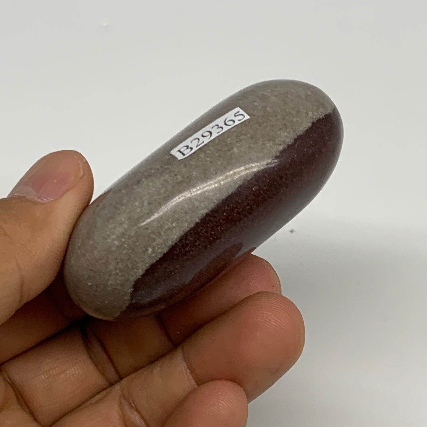 104.3g, 2.3"x1.8"x1", Narmada Shiva Lingam Palm-Stone Polished, B29365