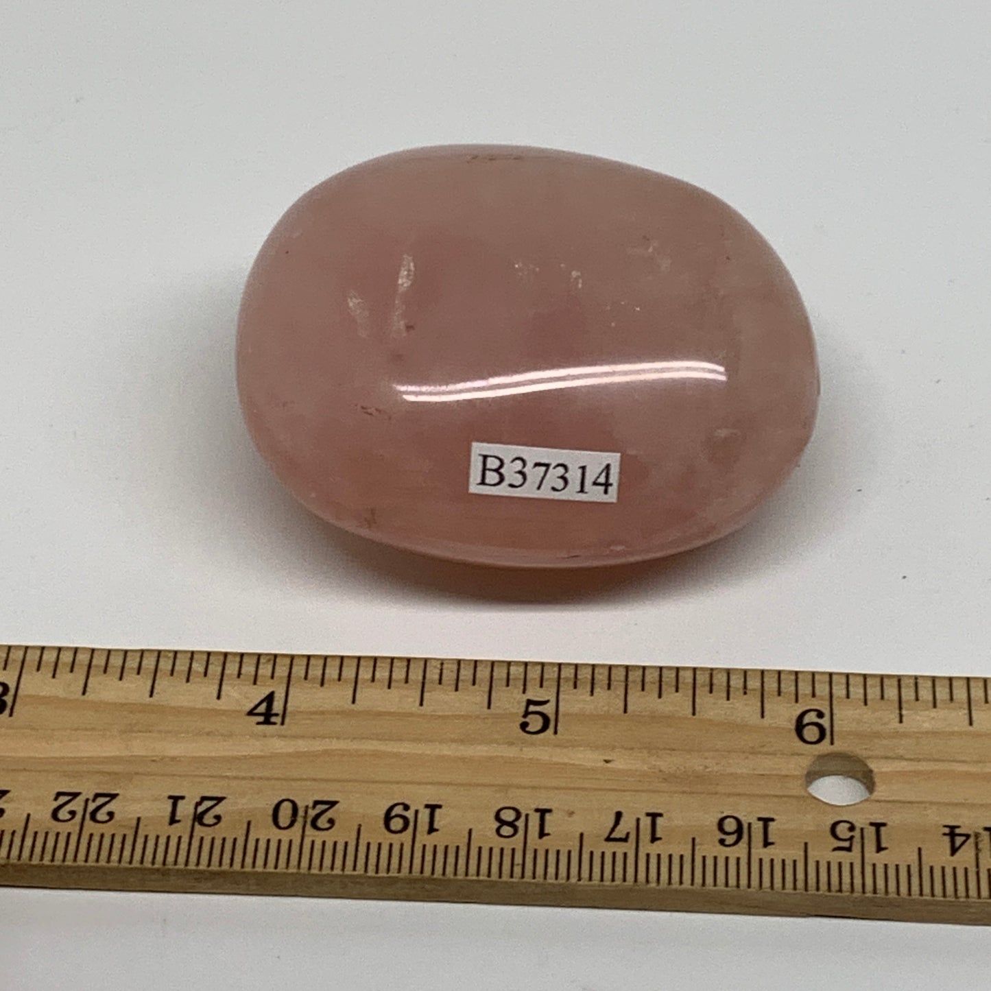 129g , 2.3"x1.9"x1.2", Natural Pink Rose Quartz Palm-stone Crystal, B37314