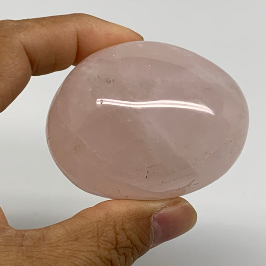 154.7g , 2.3"x1.9"x1.5", Natural Pink Rose Quartz Palm-stone Crystal, B37316