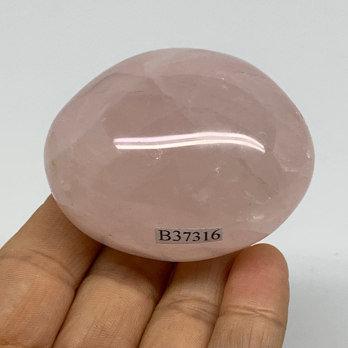 154.7g , 2.3"x1.9"x1.5", Natural Pink Rose Quartz Palm-stone Crystal, B37316