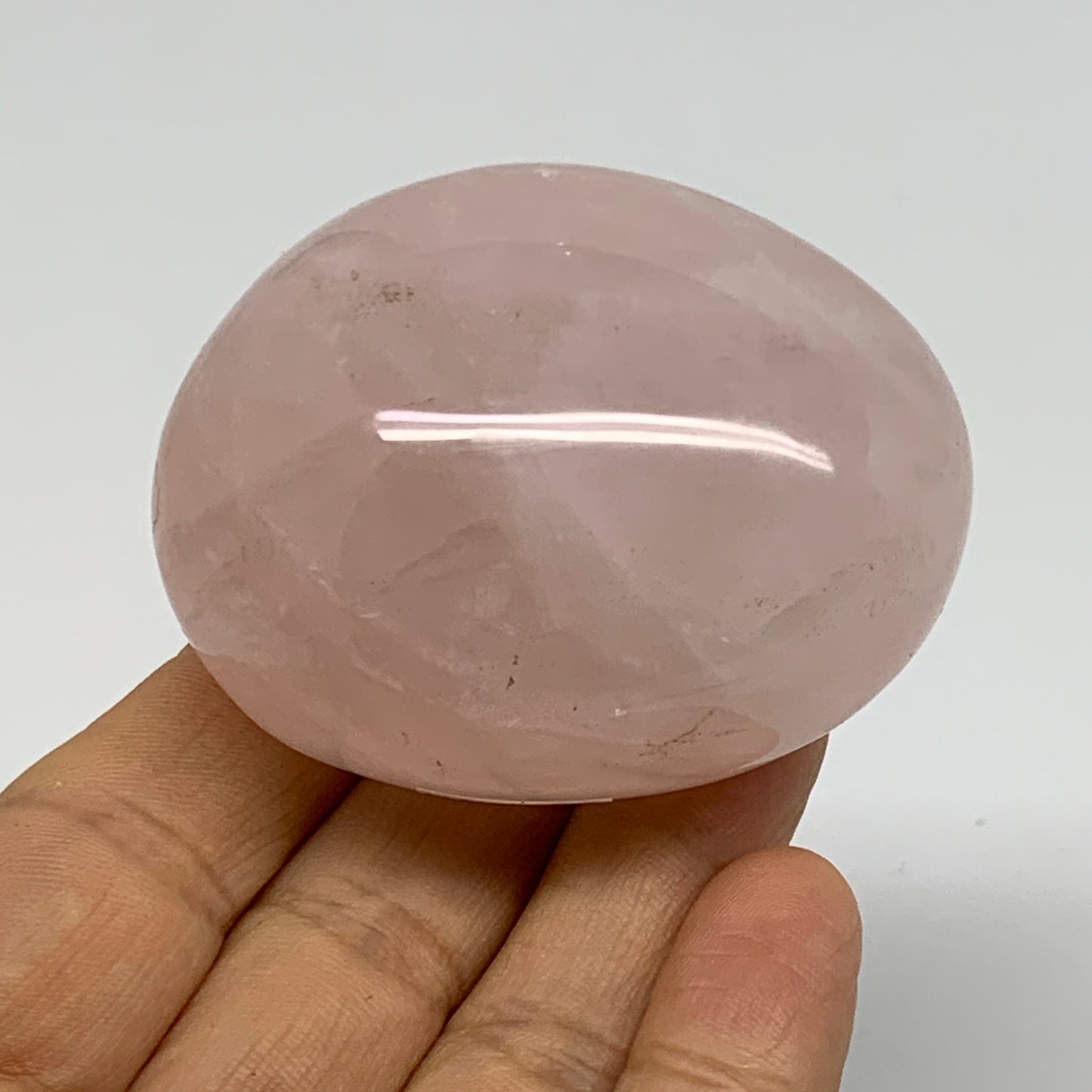 154.7g , 2.3"x1.9"x1.5", Natural Pink Rose Quartz Palm-stone Crystal, B37316