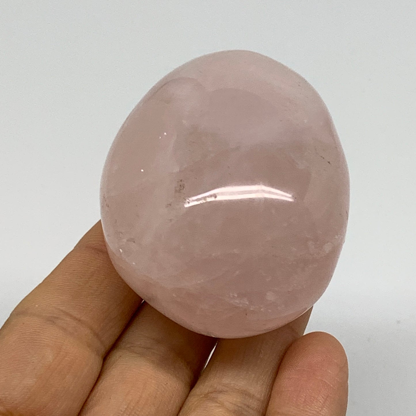 154.7g , 2.3"x1.9"x1.5", Natural Pink Rose Quartz Palm-stone Crystal, B37316