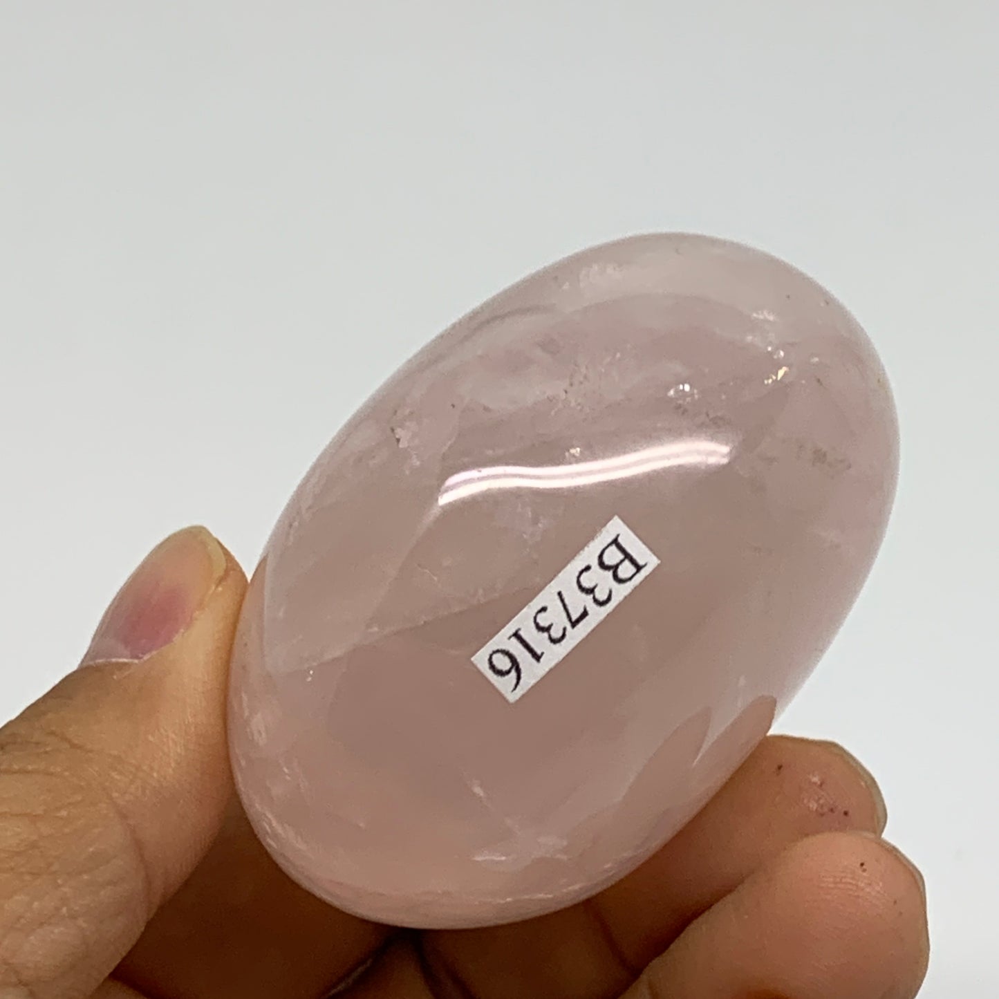 154.7g , 2.3"x1.9"x1.5", Natural Pink Rose Quartz Palm-stone Crystal, B37316