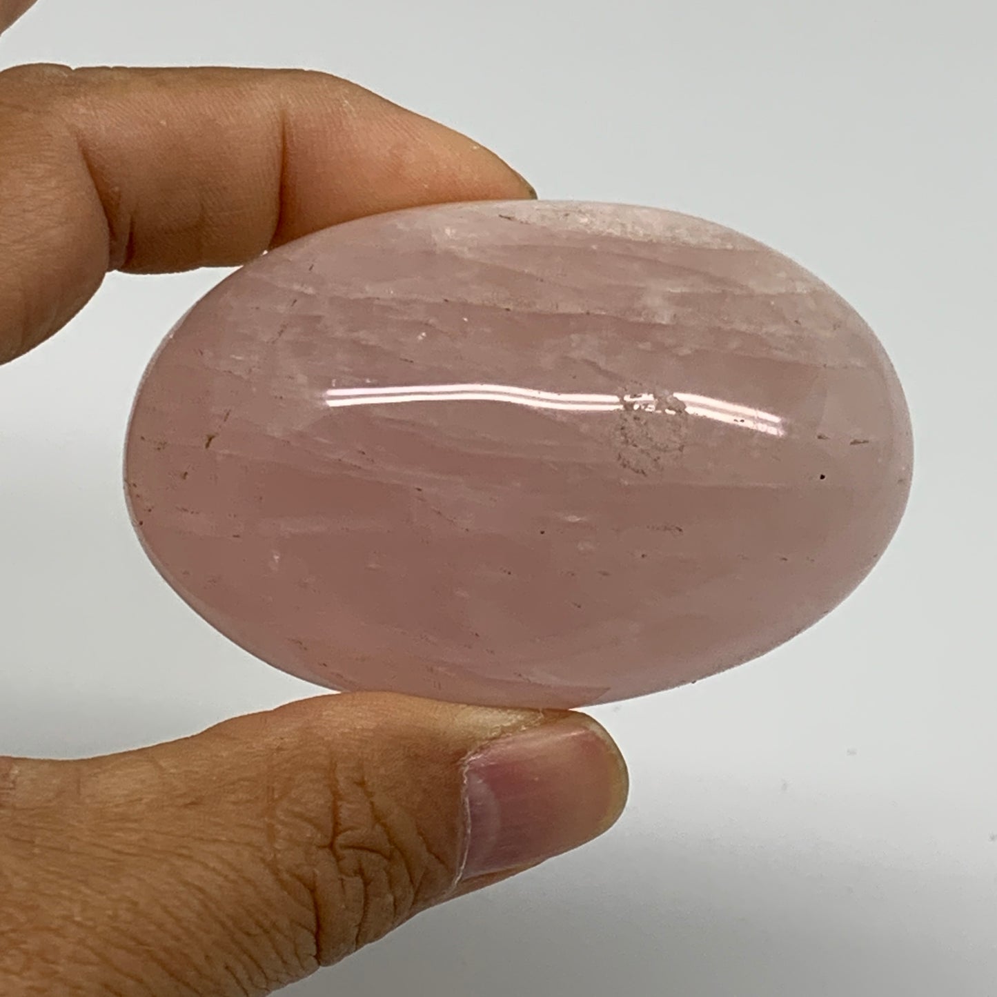144.6g , 2.6"x1.7"x1.4", Natural Pink Rose Quartz Palm-stone Crystal, B37317