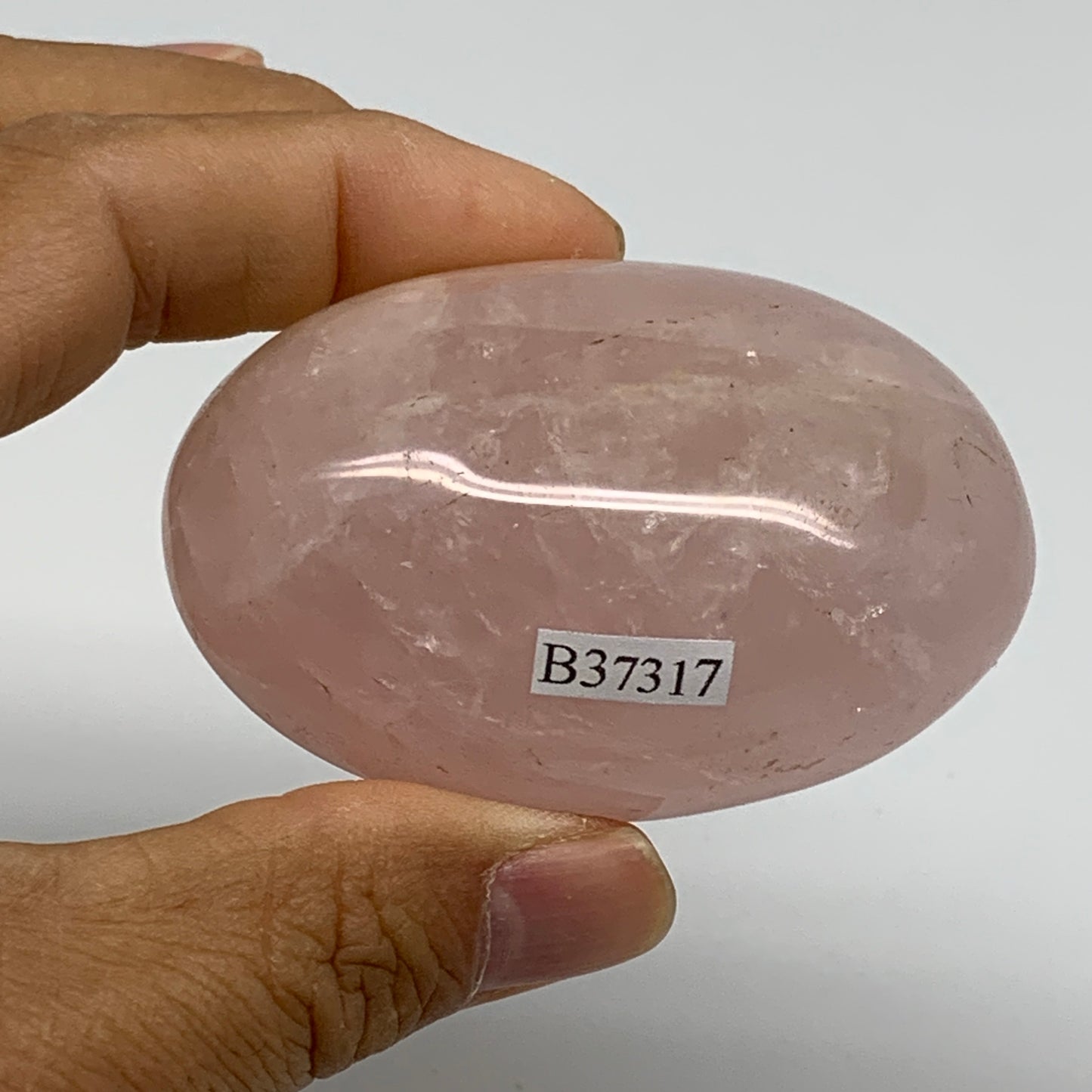144.6g , 2.6"x1.7"x1.4", Natural Pink Rose Quartz Palm-stone Crystal, B37317