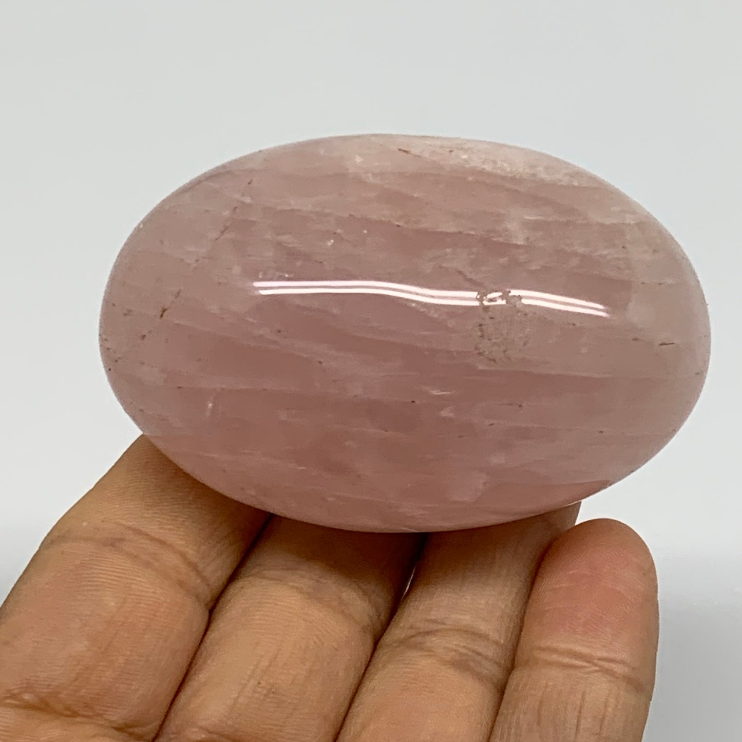 144.6g , 2.6"x1.7"x1.4", Natural Pink Rose Quartz Palm-stone Crystal, B37317