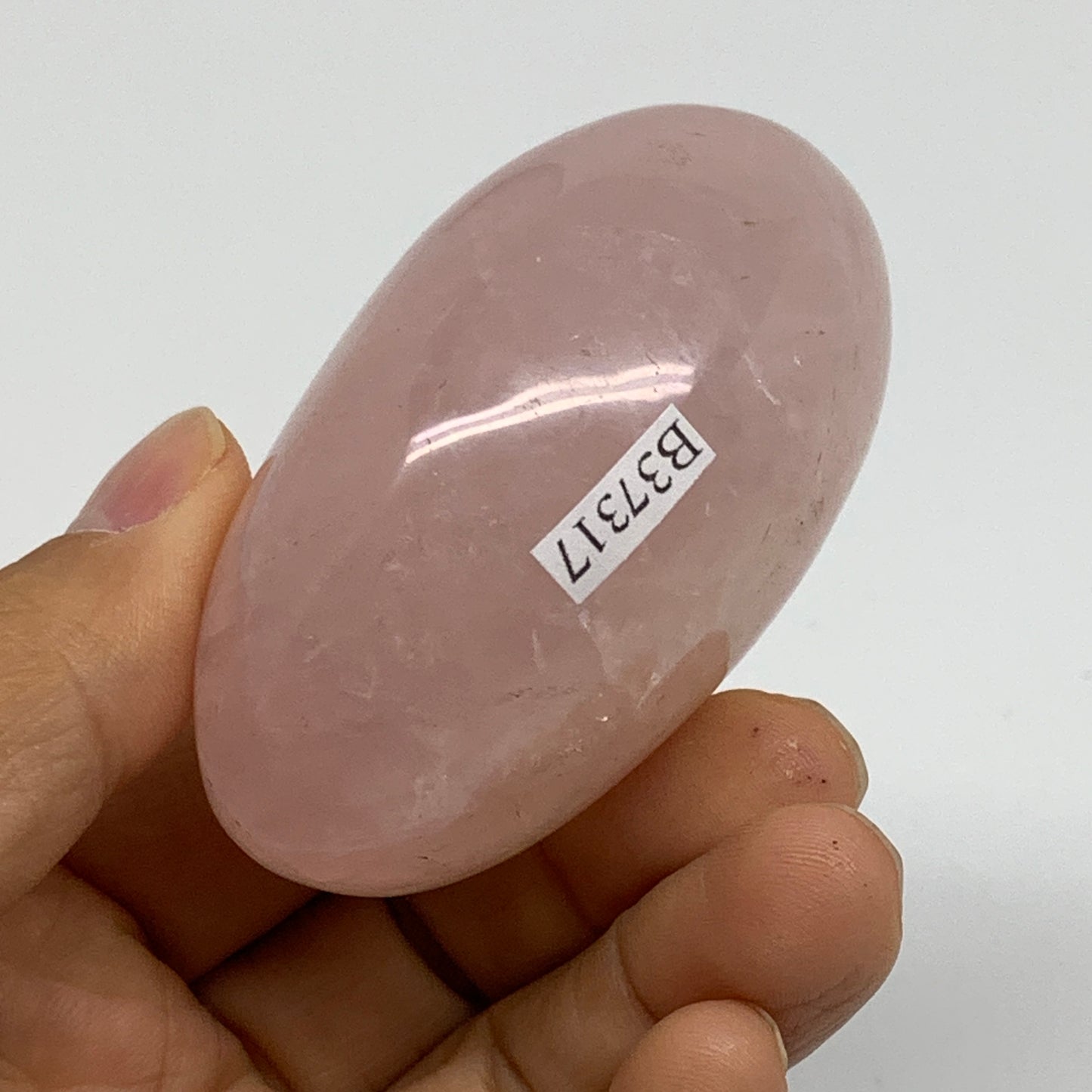144.6g , 2.6"x1.7"x1.4", Natural Pink Rose Quartz Palm-stone Crystal, B37317