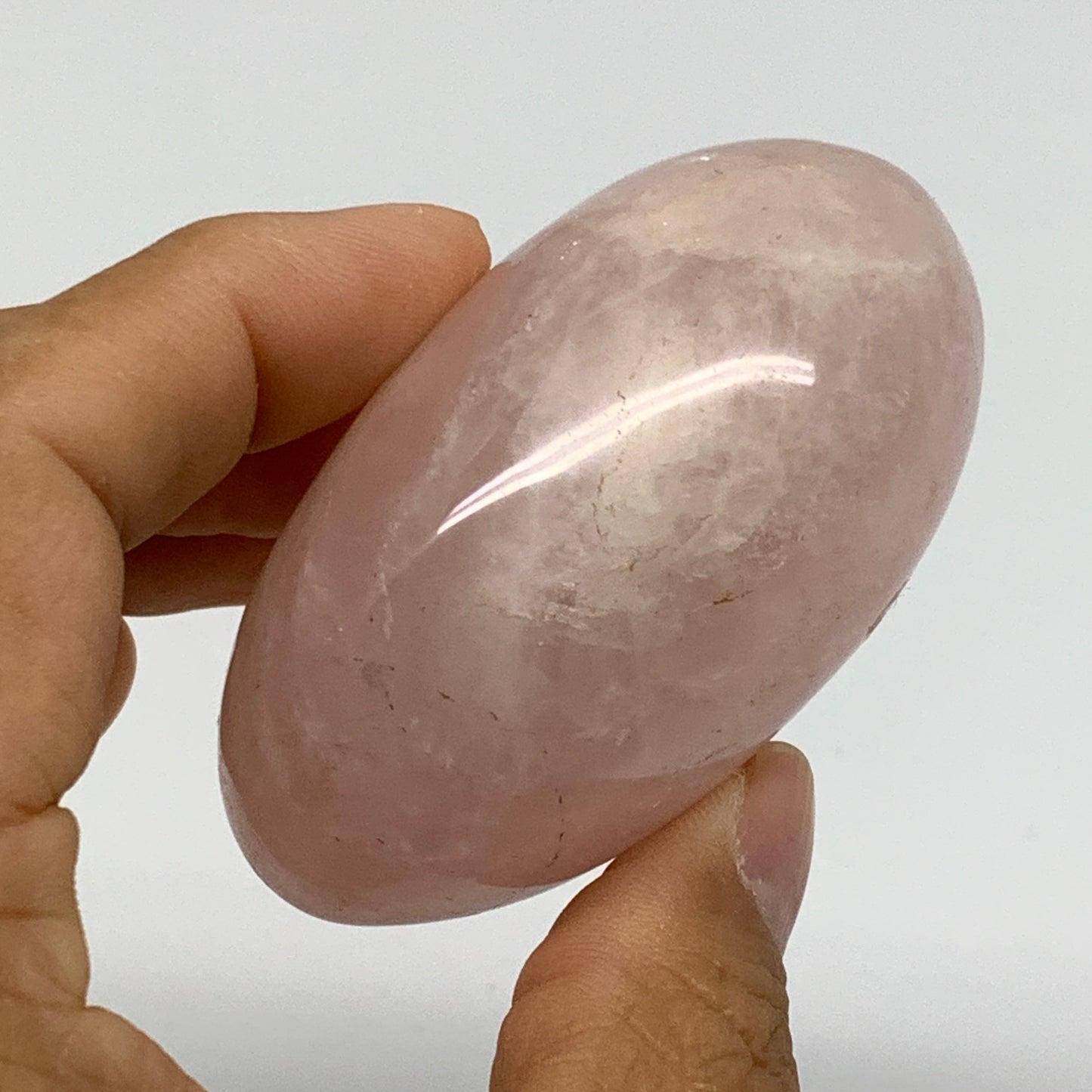 144.6g , 2.6"x1.7"x1.4", Natural Pink Rose Quartz Palm-stone Crystal, B37317