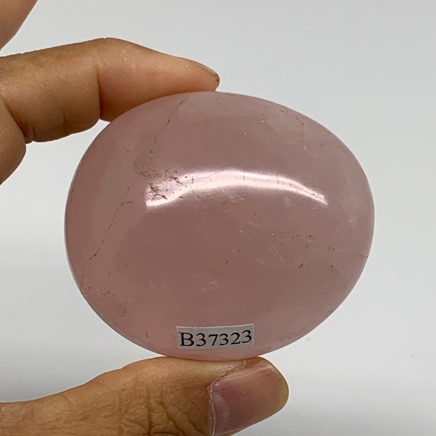 126.5g , 2.2"x2"x1.3", Natural Pink Rose Quartz Palm-stone Crystal, B37323
