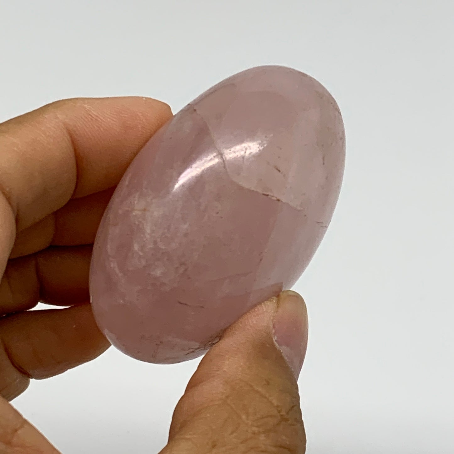 126.5g , 2.2"x2"x1.3", Natural Pink Rose Quartz Palm-stone Crystal, B37323