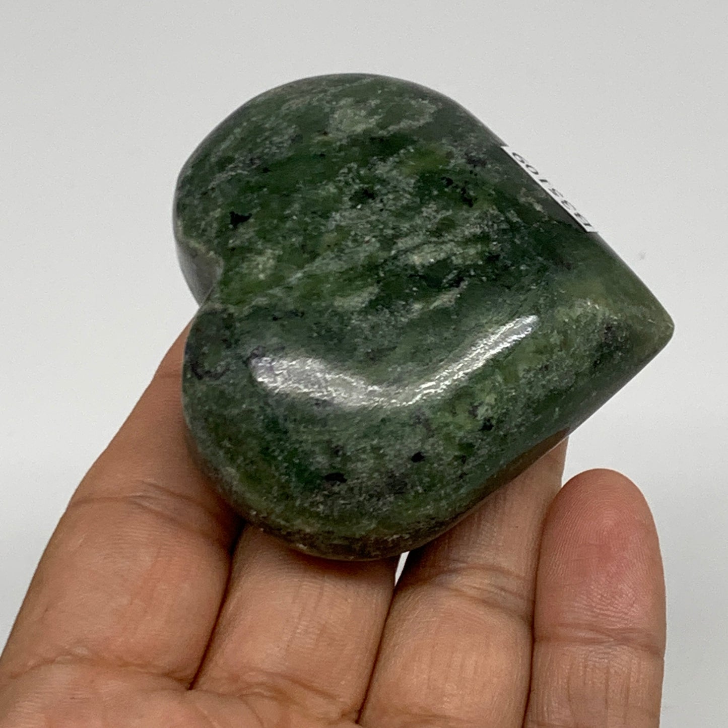 125g, 2.2"x2.3"x1" Green Serpentine Heart Polished Gemstones, B35109