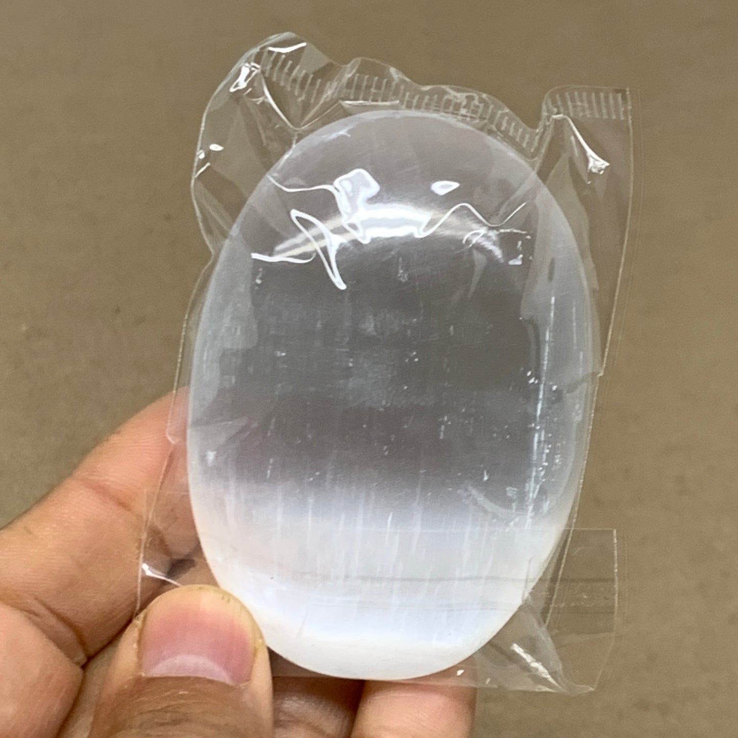 99g, 2.7"x2"x1", White Selenite Palmstone Crystal Pillow Reiki, B36431