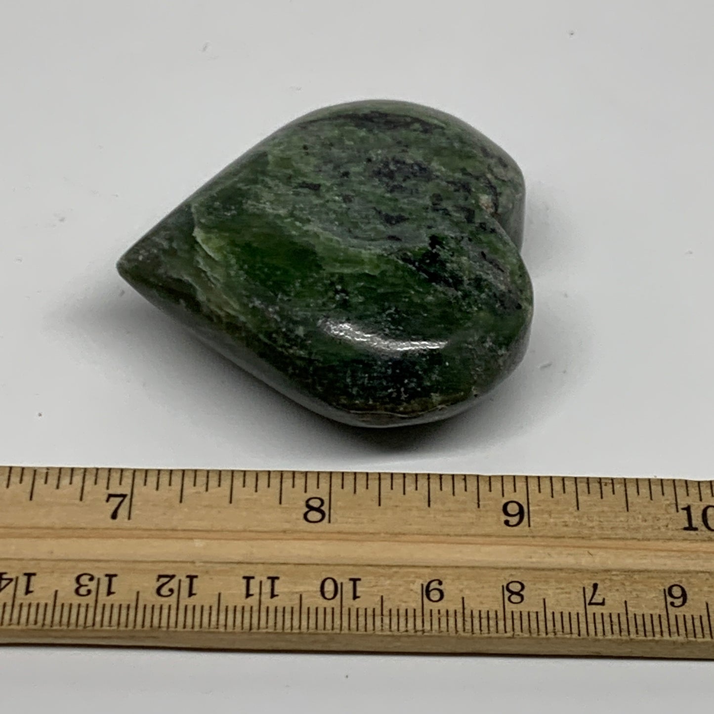 125g, 2.2"x2.3"x1" Green Serpentine Heart Polished Gemstones, B35109