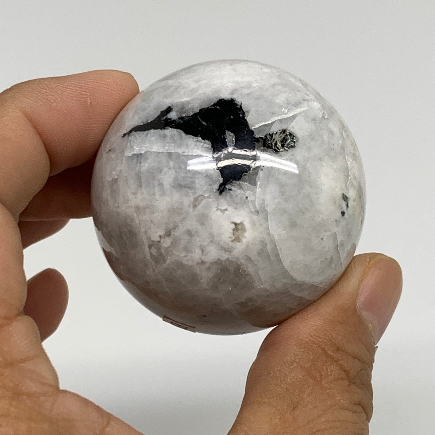 138.1g, 1.8"(46mm), Natural Rainbow Moonstone Sphere Ball Gemstone, B34322