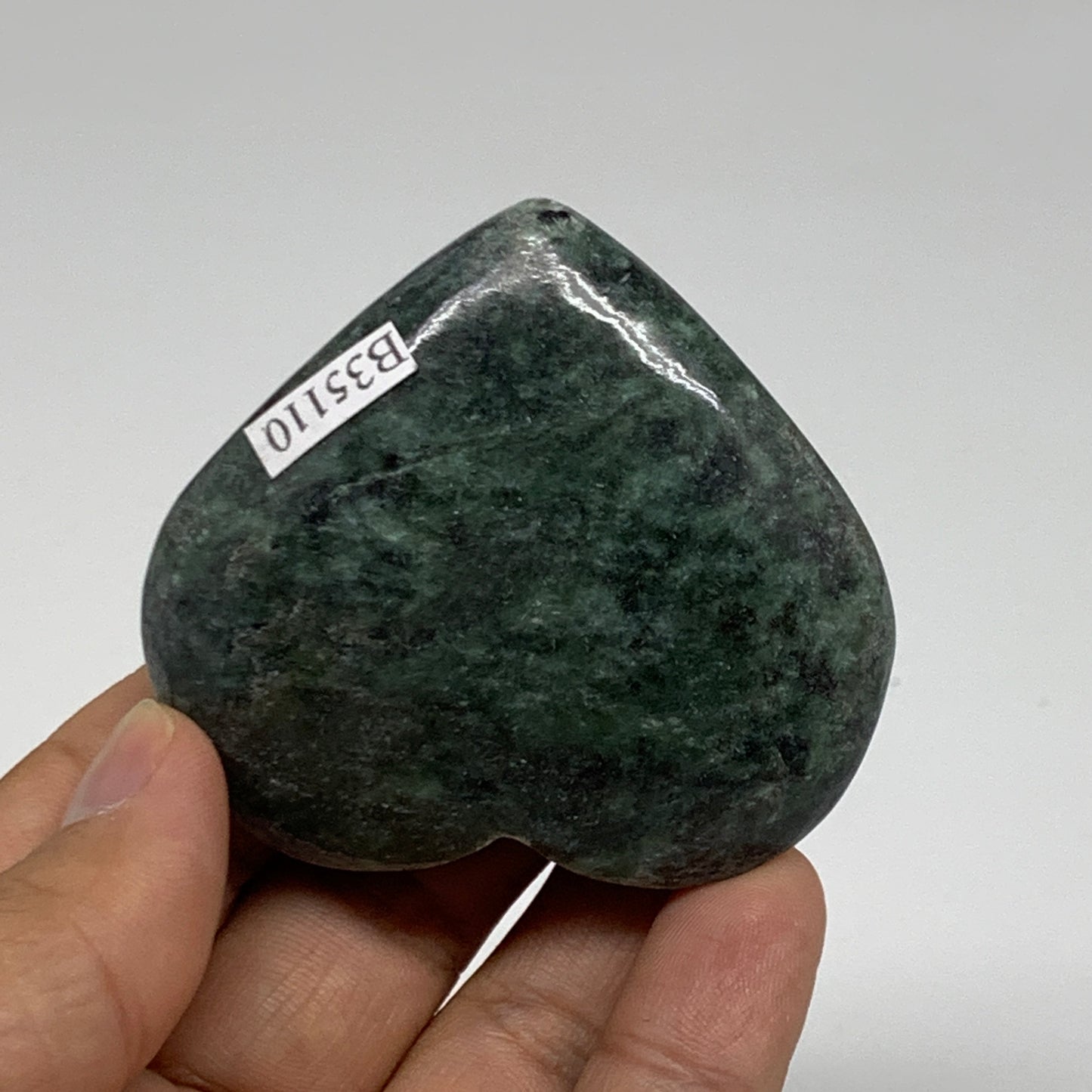 82.8g, 2.1"x2.3"x0.7" Green Serpentine Heart Polished Gemstones, B35110