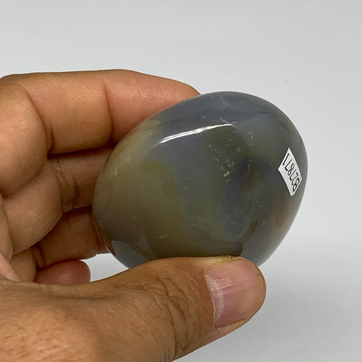 133.4g, 2.5"x2"x1.3" Orca Agate Palm-Stone Reiki Energy Crystal Reiki, B27871