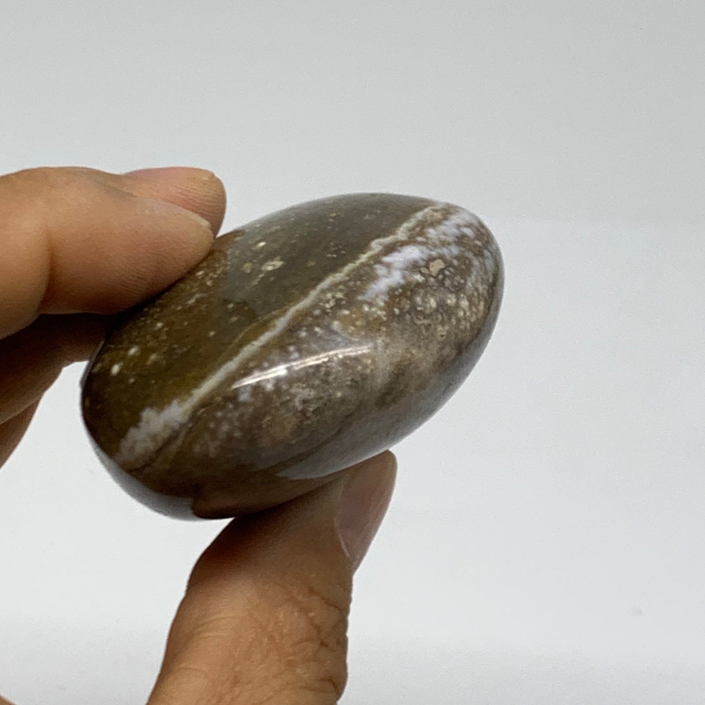 132.5g, 2.7"x1.9"x1.1" Natural Ocean Jasper Palm-Stone Orbicular Jasper, B38180