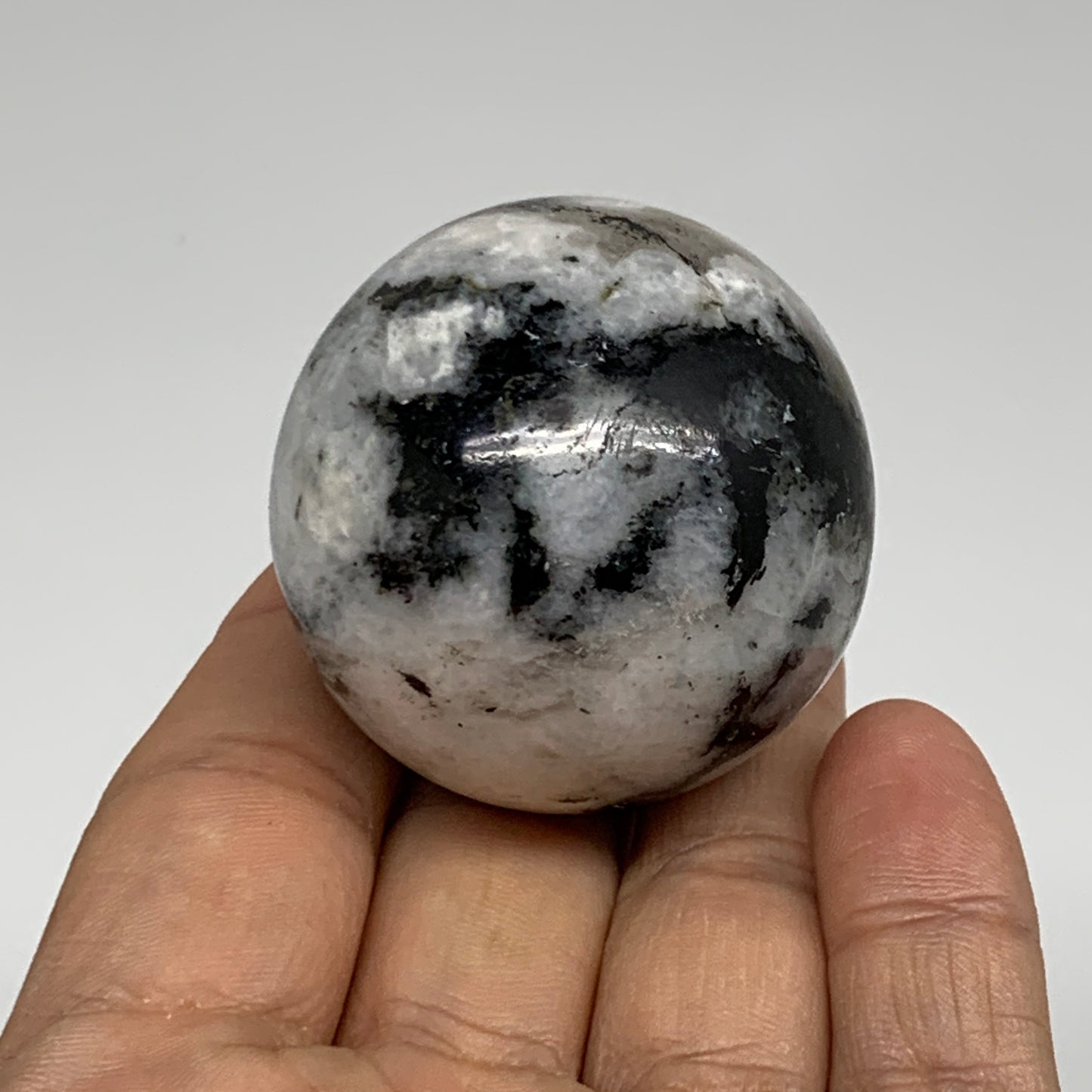 112.5g, 1.7"(42mm), Natural Rainbow Moonstone Sphere Ball Gemstone, B35124