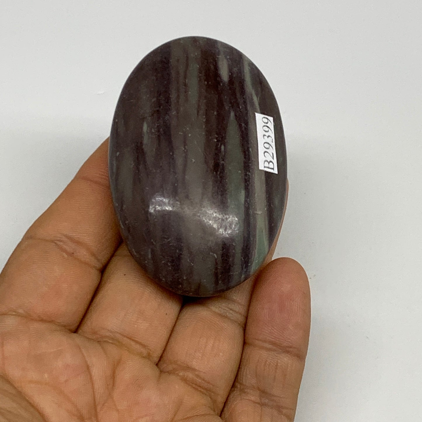 76.6g, 2.5"x1.6"x0.8", Narmada Shiva Lingam Palm-Stone Polished, B29399