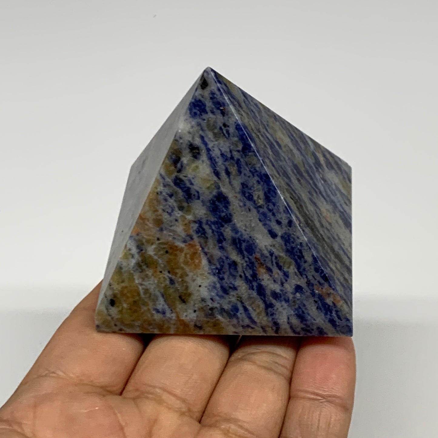 189.5g, 2"x2.3"x2.2", Sodalite Pyramid Crystal Gemstone @Brazil, B30183