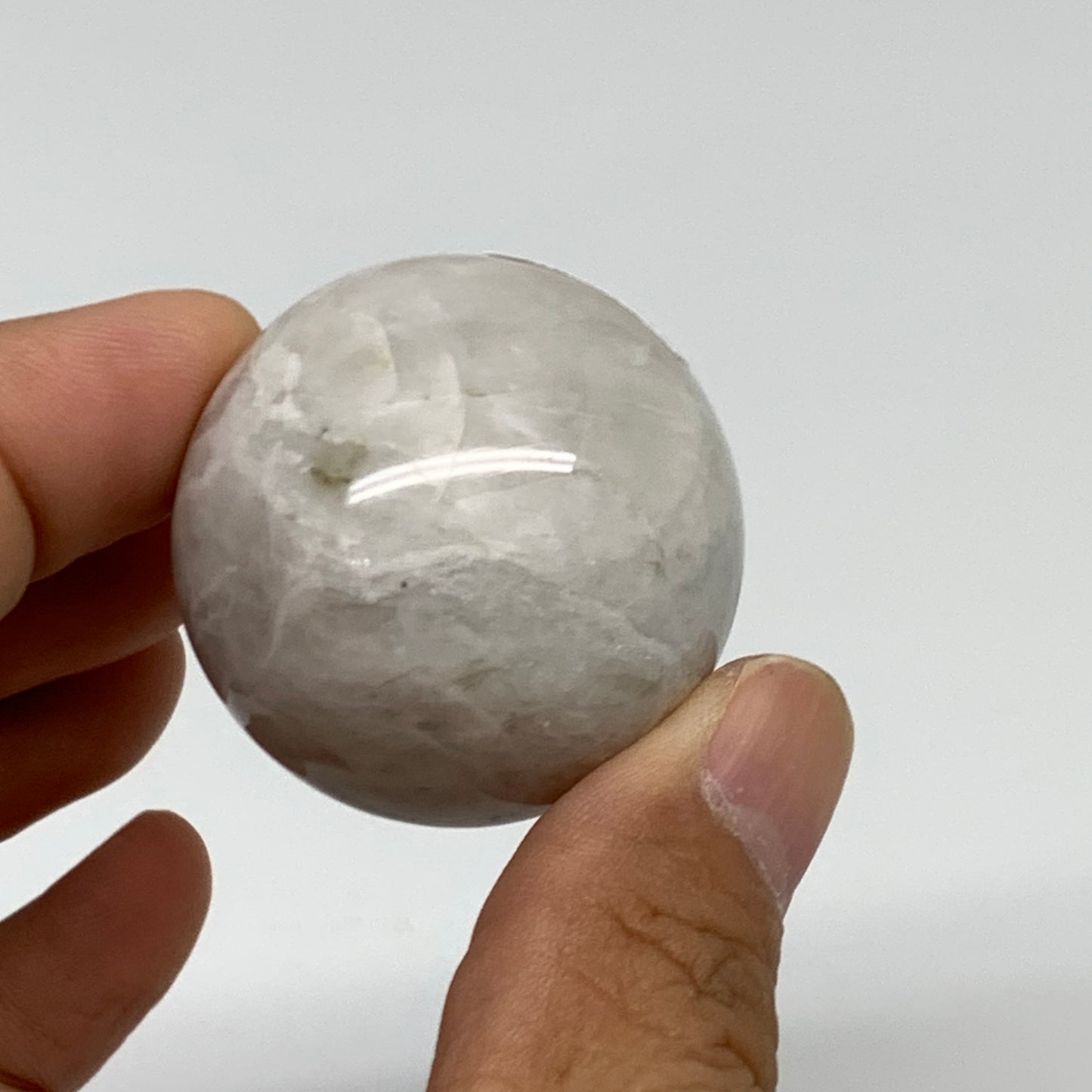 65.5g, 1.4"(36mm), Natural Rainbow Moonstone Sphere Ball Gemstone, B35139
