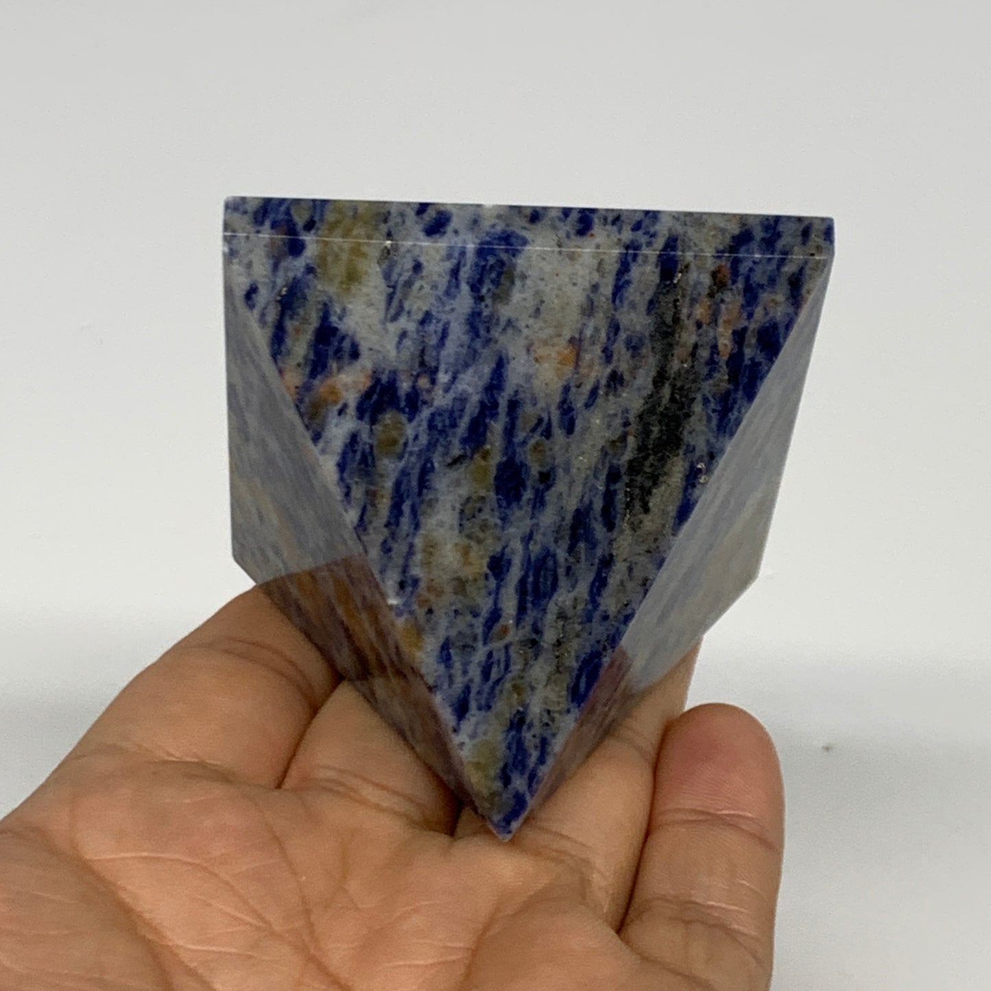 189.5g, 2"x2.3"x2.2", Sodalite Pyramid Crystal Gemstone @Brazil, B30183