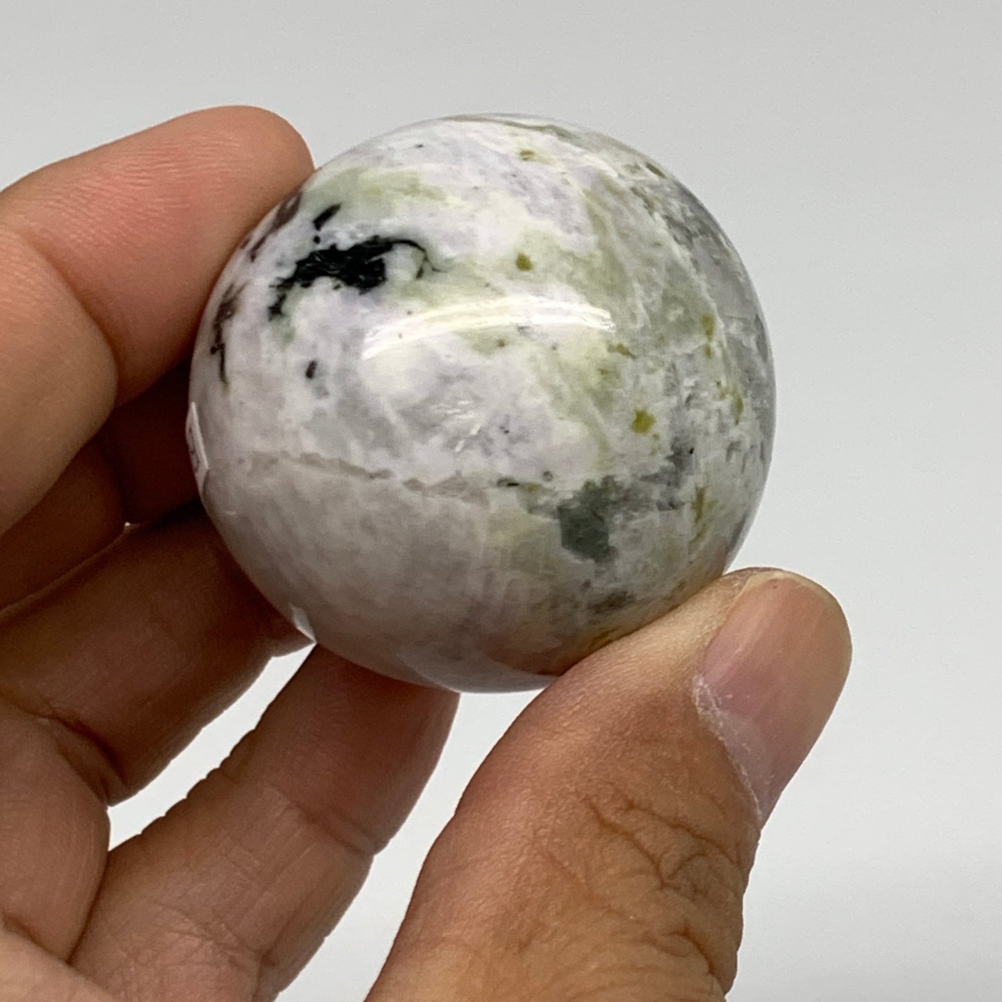 83g, 1.5"(39mm), Natural Rainbow Moonstone Sphere Ball Gemstone, B35140