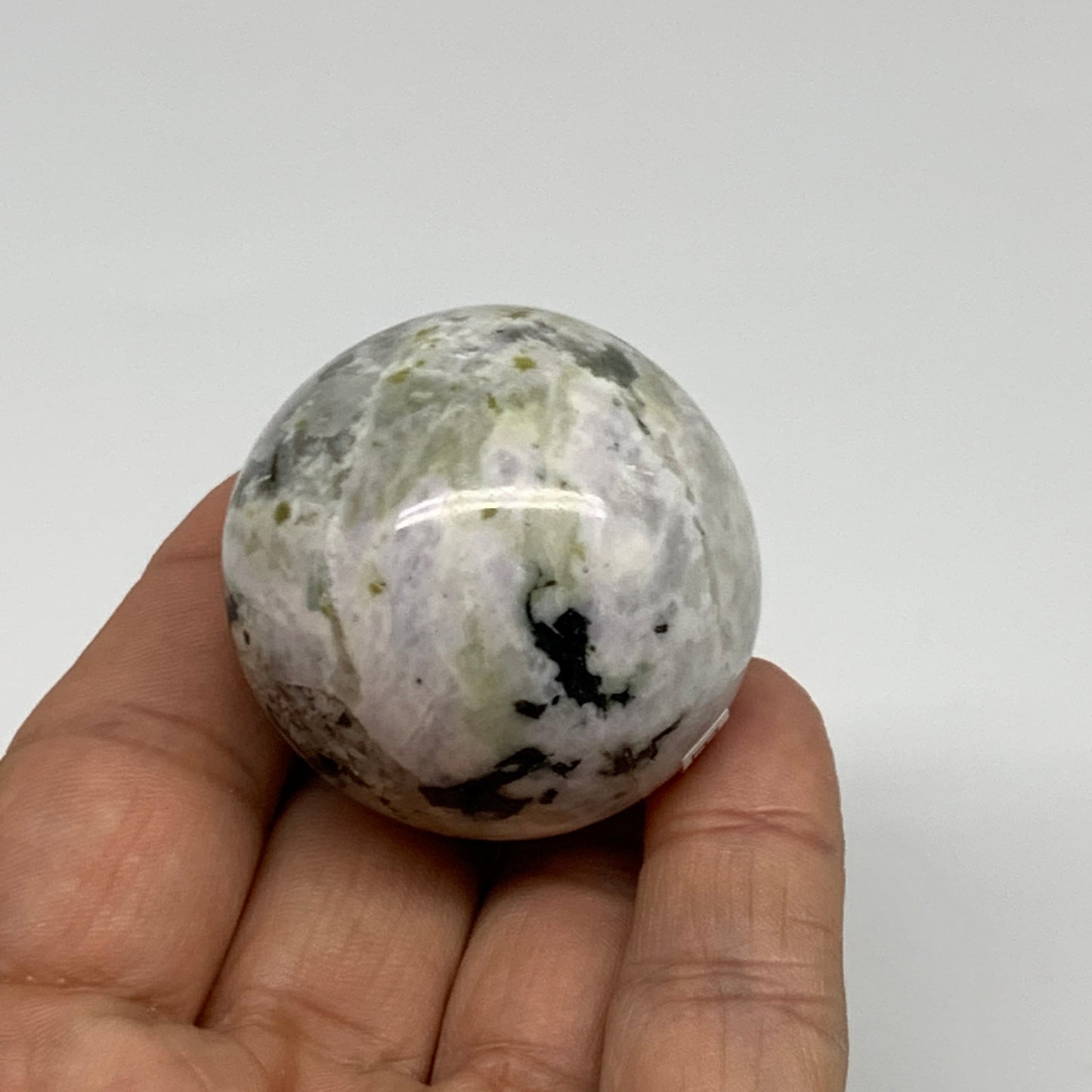 83g, 1.5"(39mm), Natural Rainbow Moonstone Sphere Ball Gemstone, B35140