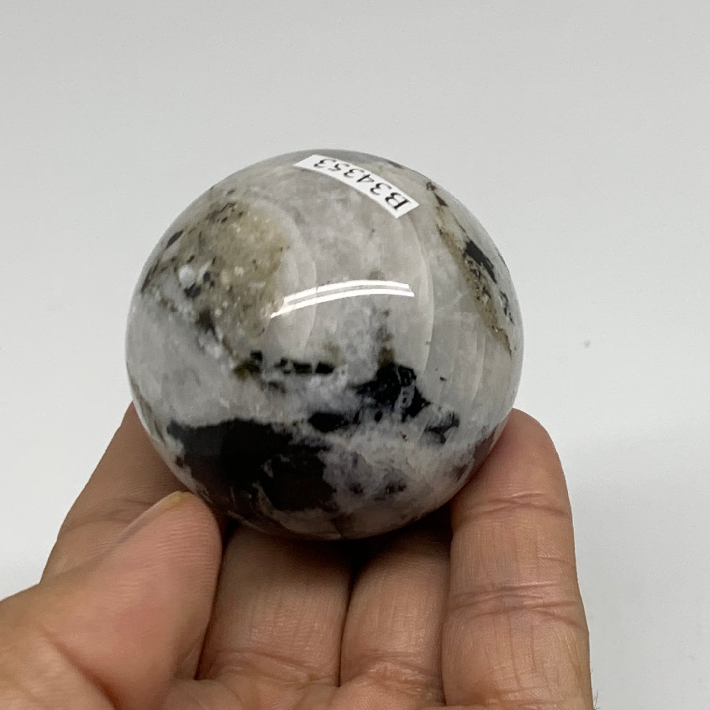 149.9g, 1.9"(47mm), Natural Rainbow Moonstone Sphere Ball Gemstone, B34353