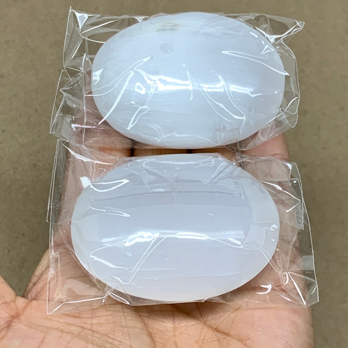 152g, 2.4"x1.8"x1", 2pcs, White Selenite Palmstone Crystal Pillow, B36868