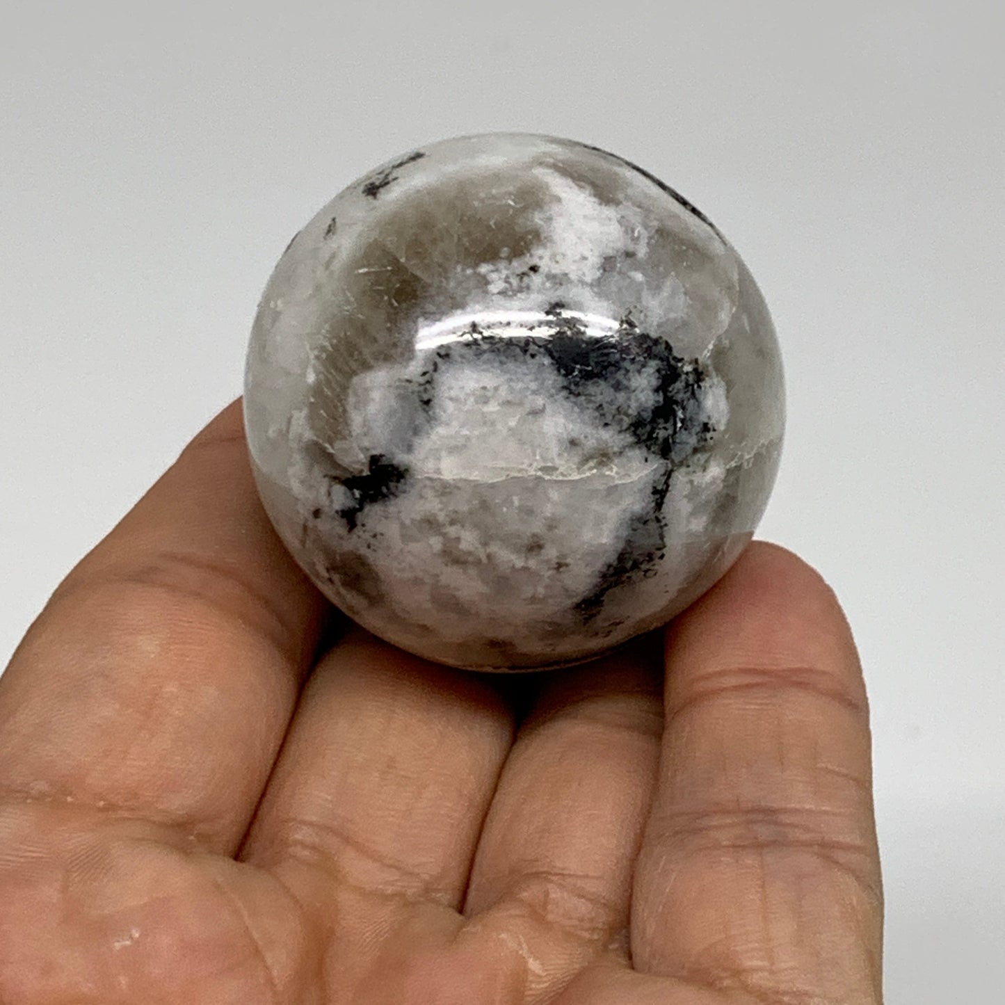 84.8g, 1.6"(39mm), Natural Rainbow Moonstone Sphere Ball Gemstone, B35143