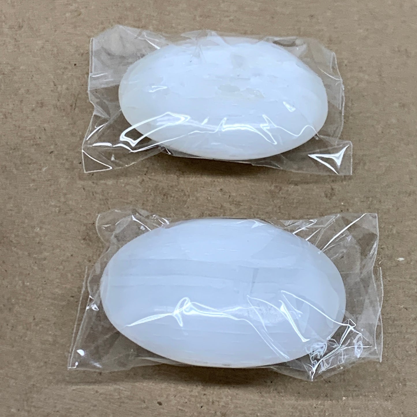 158g, 2.4"x1.8"x1", 2pcs, White Selenite Palmstone Crystal Pillow, B36869