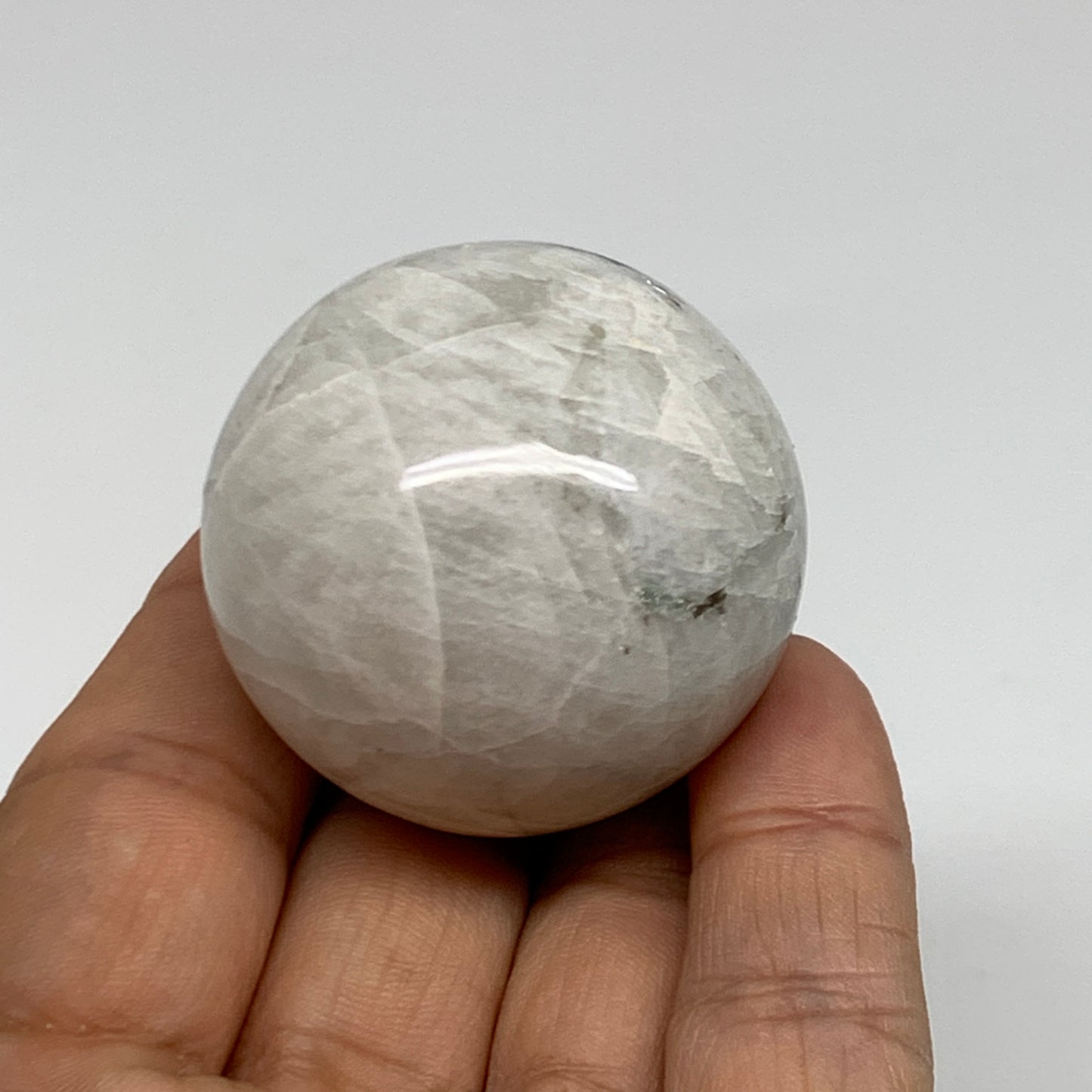 89.6g, 1.6"(40mm), Natural Rainbow Moonstone Sphere Ball Gemstone, B35144