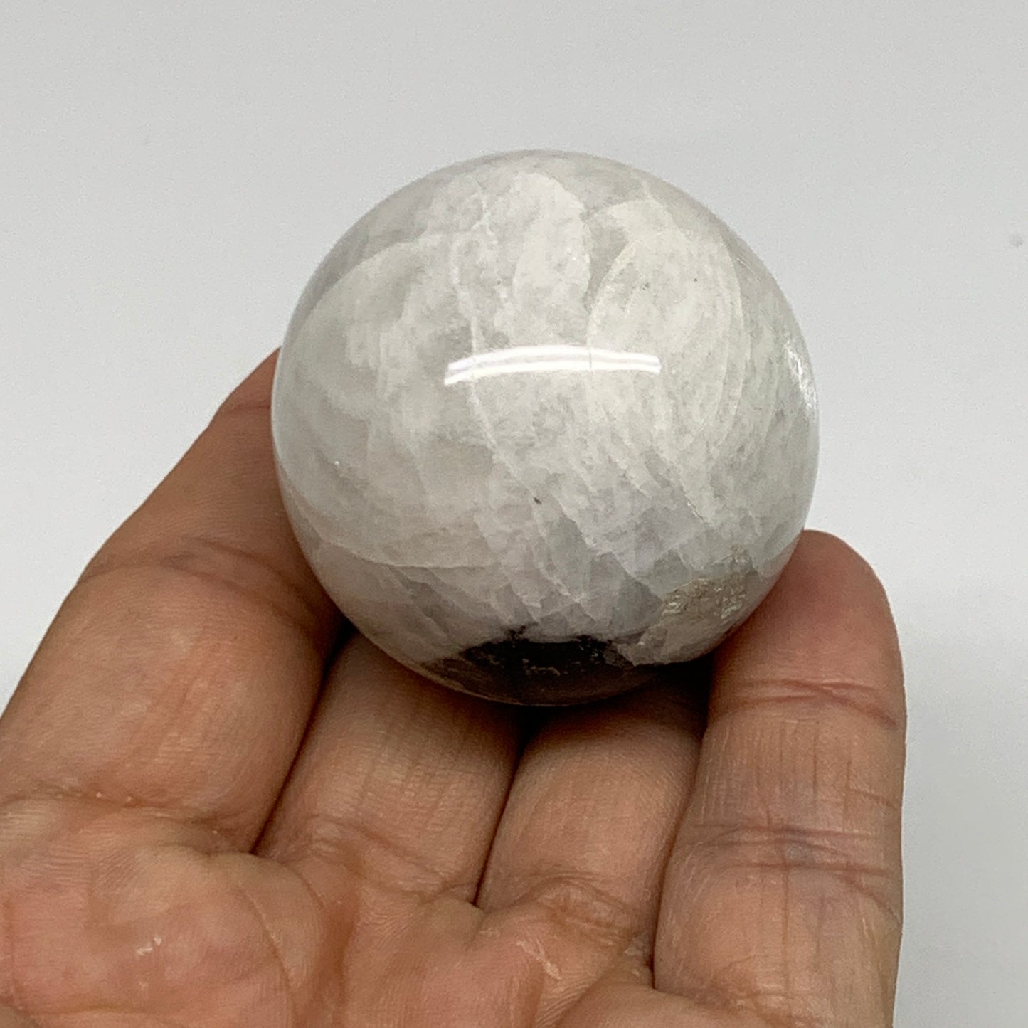89.6g, 1.6"(40mm), Natural Rainbow Moonstone Sphere Ball Gemstone, B35144