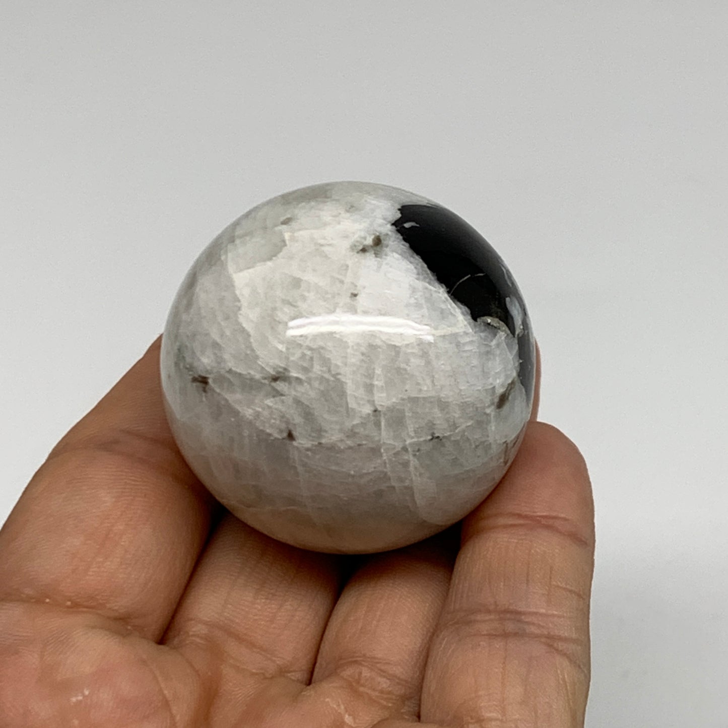 89.6g, 1.6"(40mm), Natural Rainbow Moonstone Sphere Ball Gemstone, B35144