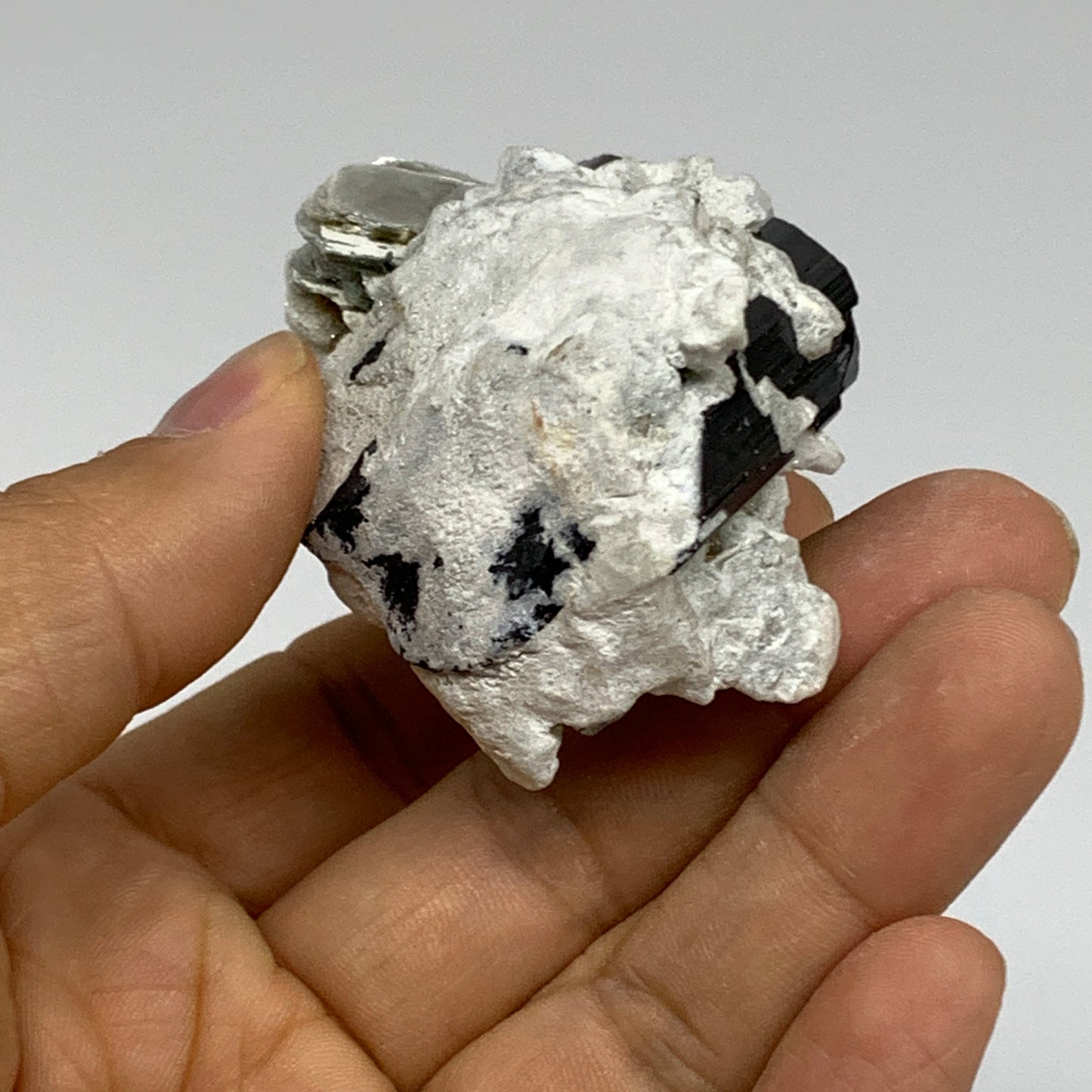 116.9g, 1.9"x1.4"x2", Black Tourmaline Phosphorus Mineral Specimen, B33722