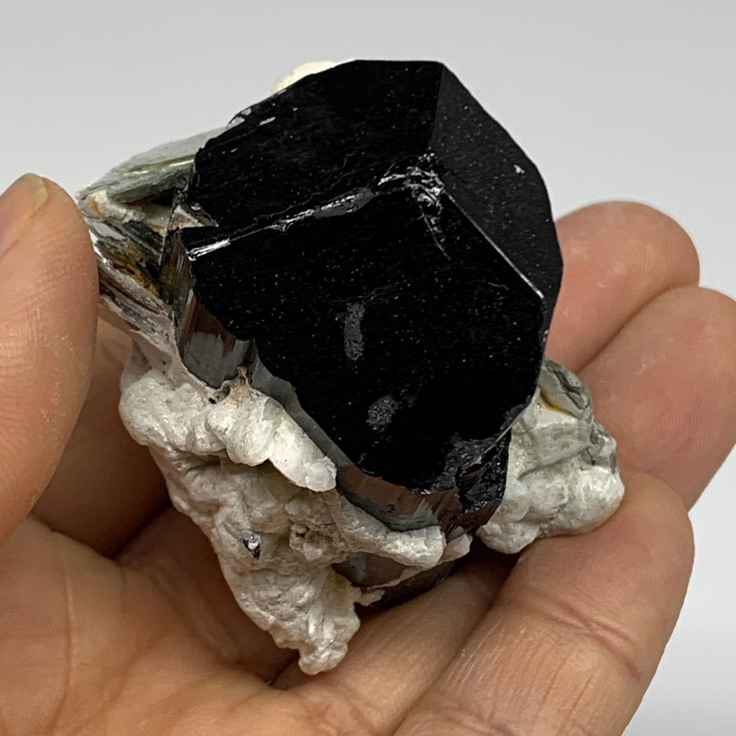 116.9g, 1.9"x1.4"x2", Black Tourmaline Phosphorus Mineral Specimen, B33722