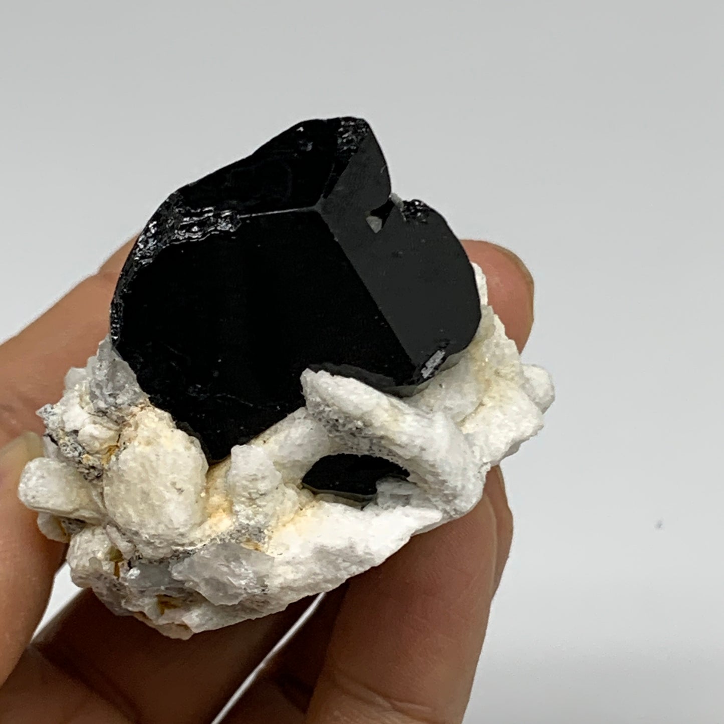 116.9g, 1.9"x1.4"x2", Black Tourmaline Phosphorus Mineral Specimen, B33722