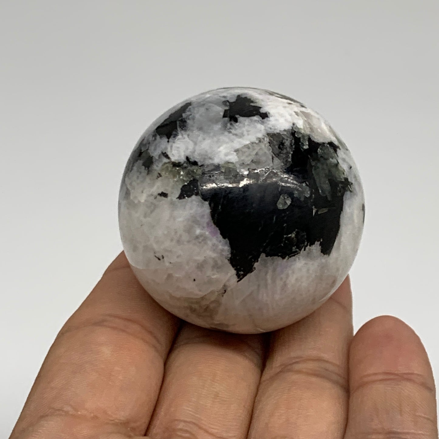 118.5g, 1.7"(43mm), Natural Rainbow Moonstone Sphere Ball Gemstone, B35146