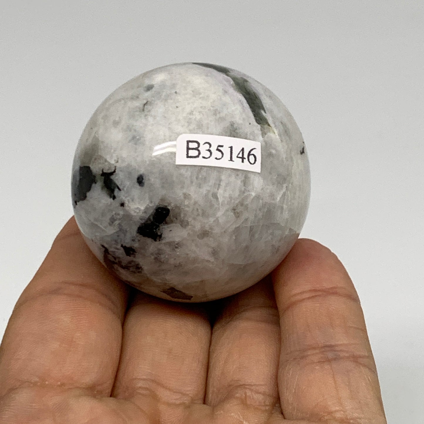 118.5g, 1.7"(43mm), Natural Rainbow Moonstone Sphere Ball Gemstone, B35146