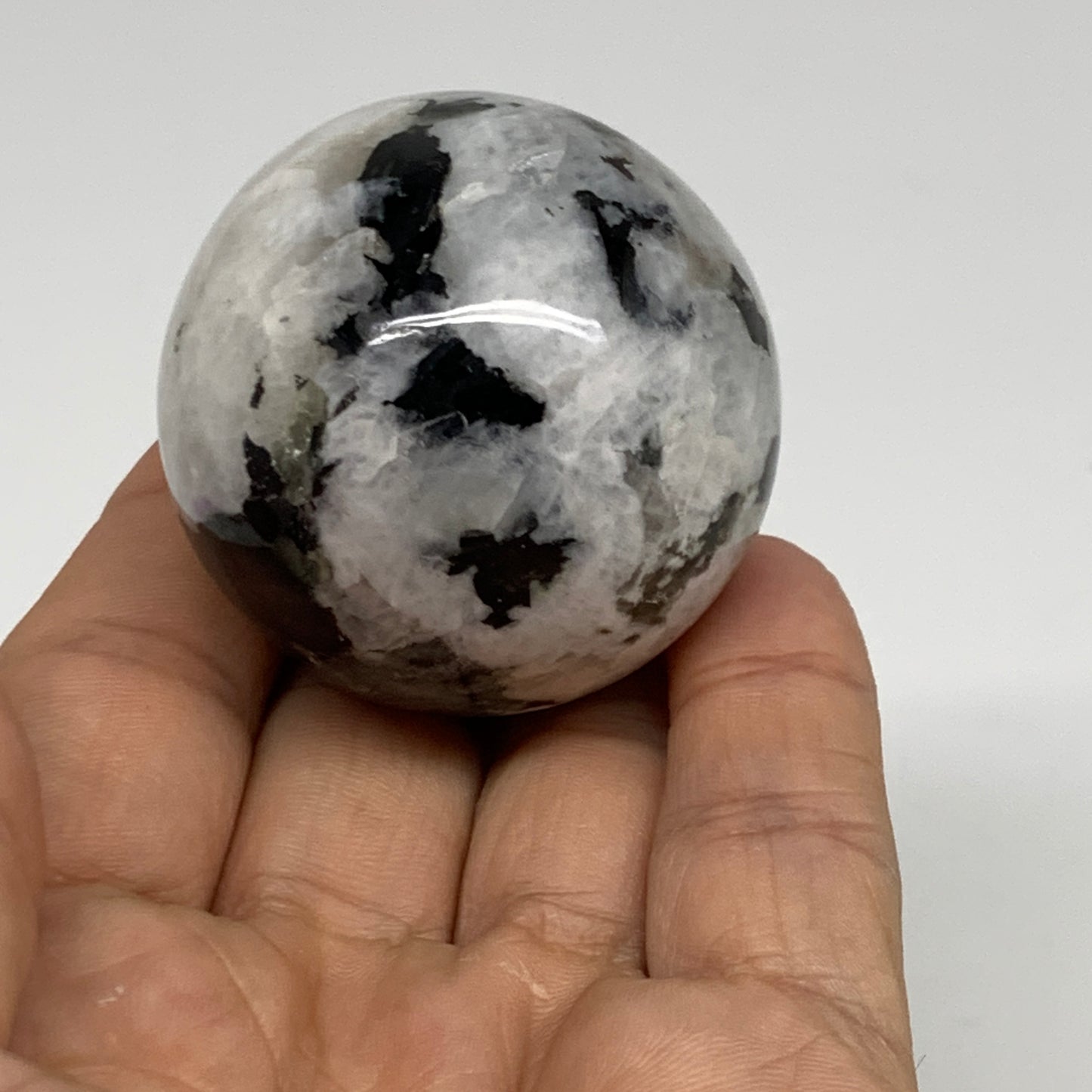 118.5g, 1.7"(43mm), Natural Rainbow Moonstone Sphere Ball Gemstone, B35146