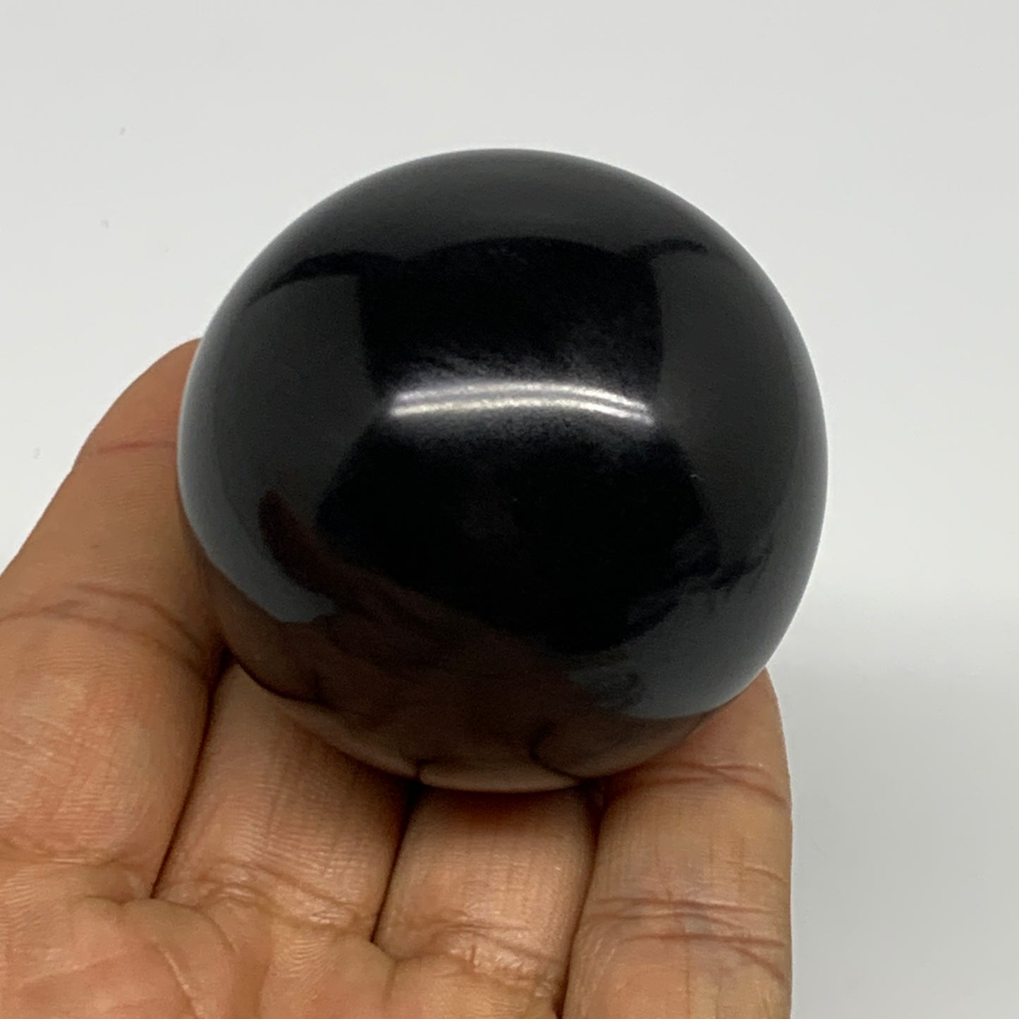 179.4g, 1.9"(49mm), Natural Black Jasper Sphere Ball Gemstone @India, B27908
